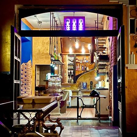 Haraburdi Recyclart Hotel Kostelec nad Orlicí Εξωτερικό φωτογραφία
